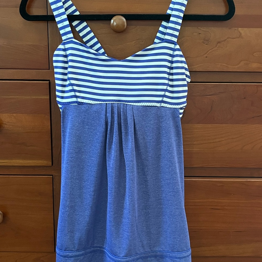 lululemon Back On Track top